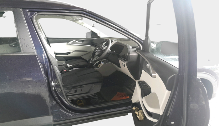 2023 KIA CARENS PRESTIGE PLUS 1.5 IMT DIESEL 7 STR, Diesel, Manual, 34,260 km, interior