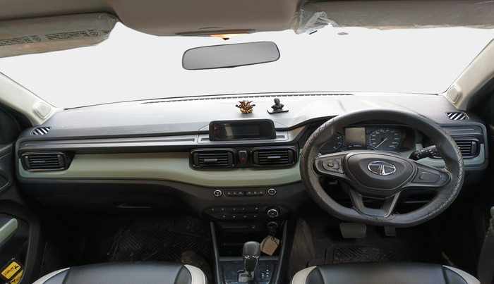 2022 Tata PUNCH ADVENTURE AMT, Petrol, Automatic, 34,927 km, interior