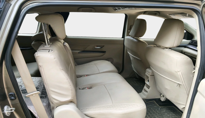 2022 Maruti Ertiga ZXI  CNG, Petrol, Manual, 18,964 km, interior