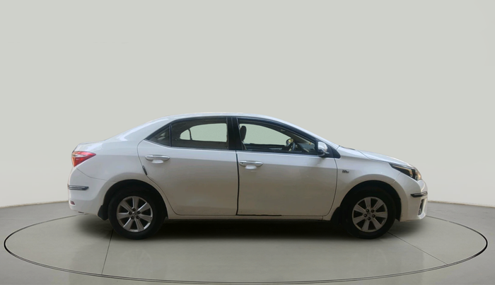 2014 Toyota Corolla Altis G PETROL, Petrol, Manual, 1,46,982 km, exterior