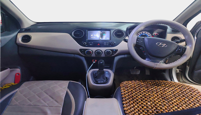 2017 Hyundai Grand i10 SPORTZ (O) AT 1.2 KAPPA VTVT, Petrol, Automatic, 1,60,981 km, interior