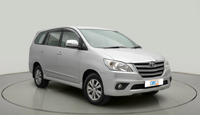 2015 Toyota Innova 2.5 VX 7 STR, Diesel, Manual, 1,49,942 km, exterior