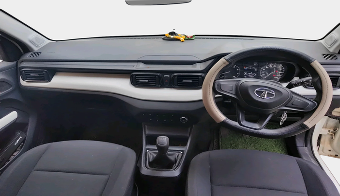2023 Tata PUNCH PURE MT, Petrol, Manual, 7,260 km, interior