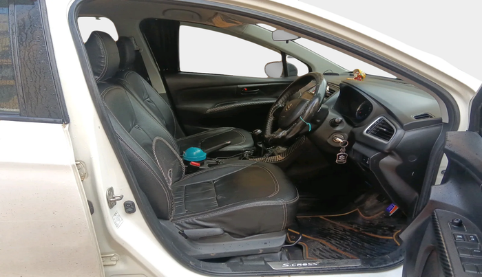 2017 Maruti S Cross SIGMA 1.3, Diesel, Manual, 82,273 km, interior