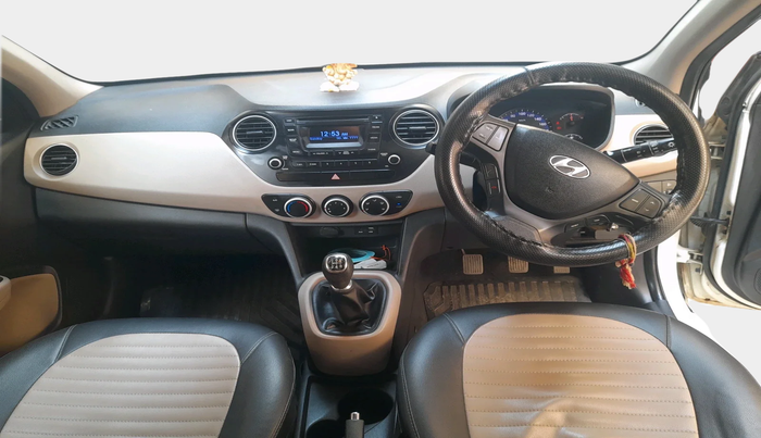 2015 Hyundai Grand i10 SPORTZ 1.2 KAPPA VTVT, Petrol, Manual, 42,370 km, interior