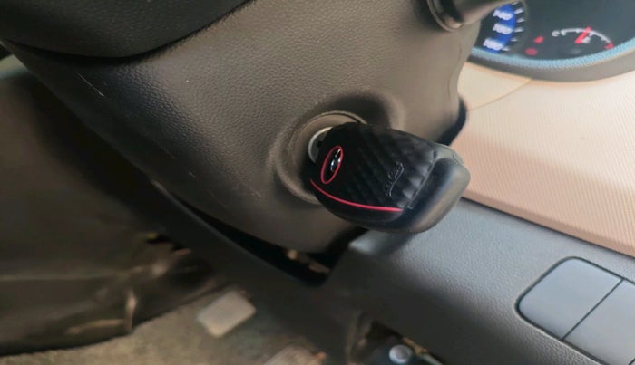 2014 Hyundai Xcent S (O) 1.2, Petrol, Manual, 49,413 km, interior