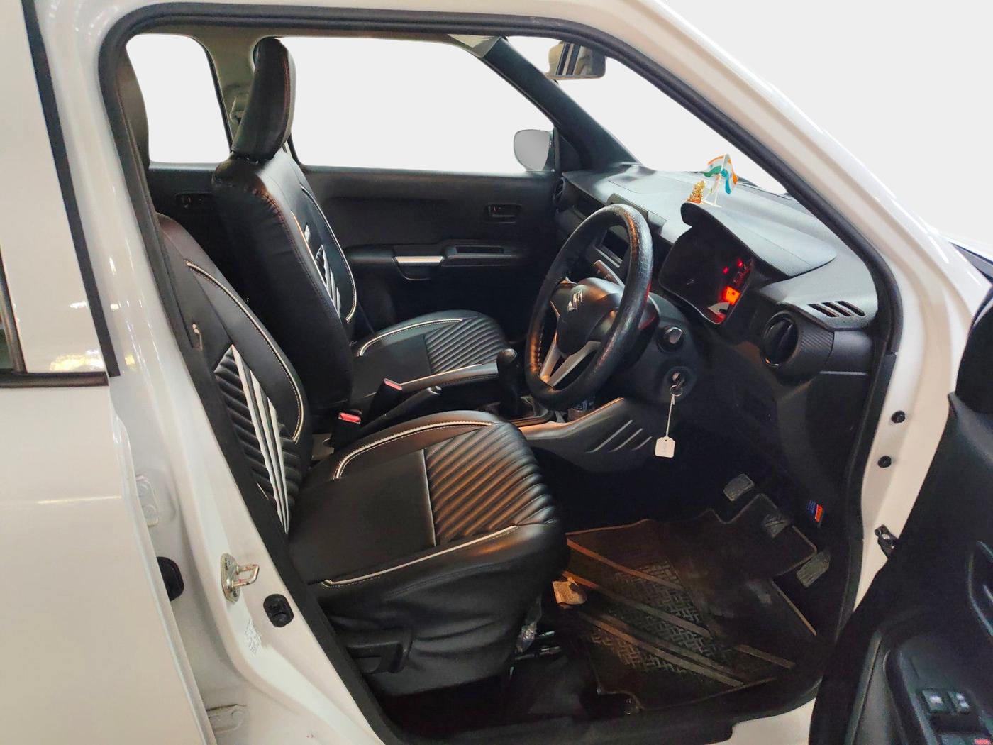 2023 Maruti IGNIS SIGMA 1.2, Petrol, Manual, 3,938 km, interior
