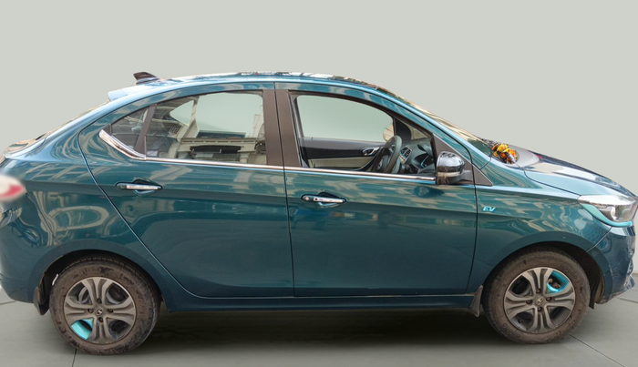 2022 Tata TIGOR EV XZ PLUS, Electric, Automatic, 19,839 km, exterior