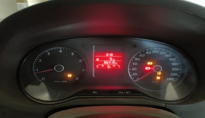 2011 Volkswagen Vento HIGHLINE 1.6 MPI, Petrol, Manual, 86,410 km, interior