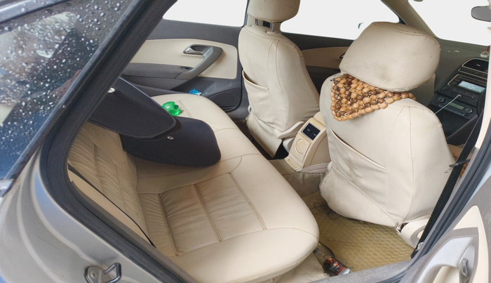 2011 Volkswagen Vento HIGHLINE 1.6 MPI, Petrol, Manual, 86,410 km, interior