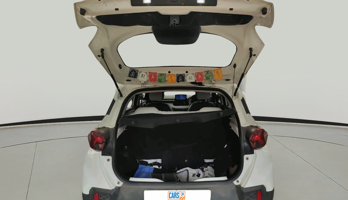 2024 Tata PUNCH PURE MT, Petrol, Manual, 9,820 km, exterior