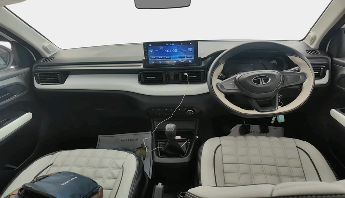 2024 Tata PUNCH PURE MT, Petrol, Manual, 9,820 km, interior