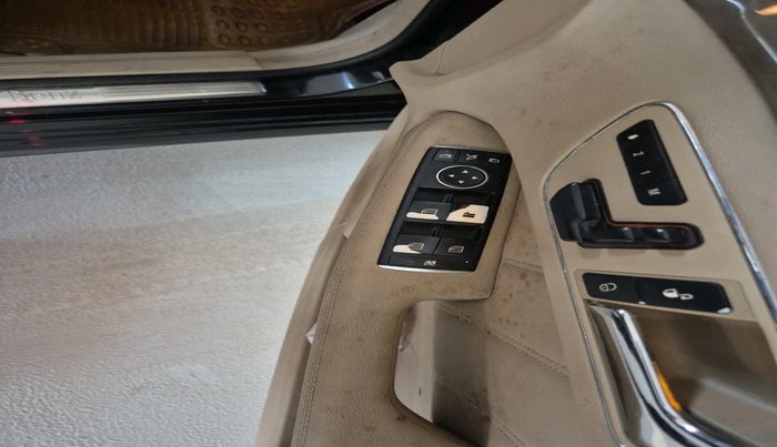 2011 Mercedes Benz E Class E 220 ELEGANCE, Petrol, Automatic, 45,610 km, interior