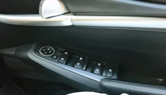 2019 KIA SELTOS HTK PLUS AT 1.5 DIESEL, Diesel, Automatic, 53,836 km, interior