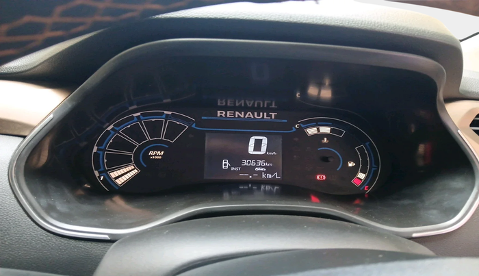 2021 Renault Kiger RXT MT, Petrol, Manual, 30,636 km, interior