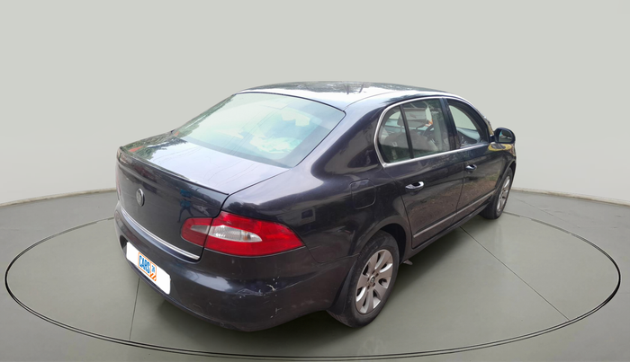 2012 Skoda Superb ELEGANCE 2.0 TDI CR AT, Diesel, Automatic, 1,09,739 km, exterior