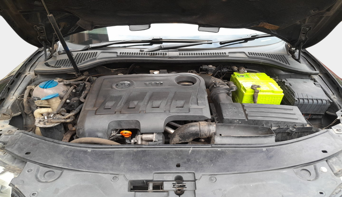 2012 Skoda Superb ELEGANCE 2.0 TDI CR AT, Diesel, Automatic, 1,09,739 km, exterior
