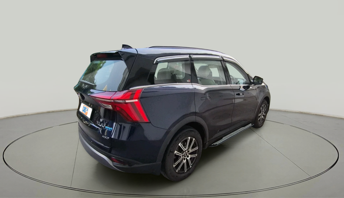2023 Mahindra XUV700 AX 7 D AT 7 STR, Diesel, Automatic, 9,680 km, exterior