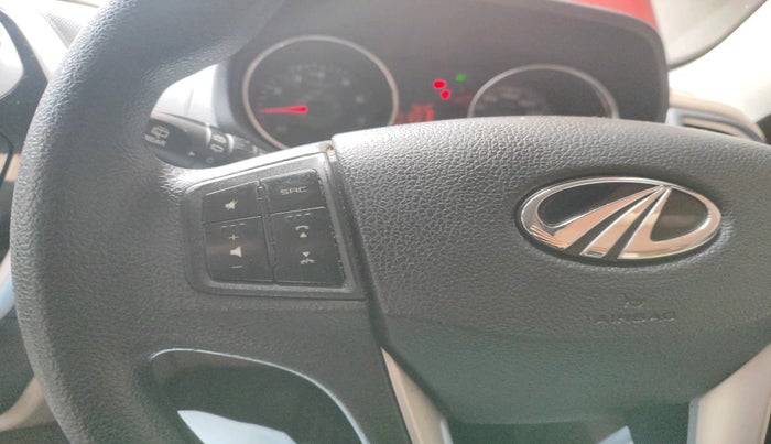 2016 Mahindra TUV300 T8, Diesel, Manual, 64,253 km, interior