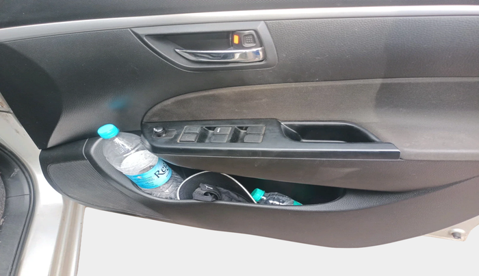 2012 Maruti Swift VXI, Petrol, Manual, 60,825 km, interior