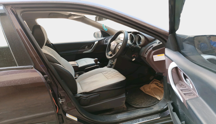 2014 Mahindra XUV500 W8, Diesel, Manual, 78,052 km, interior