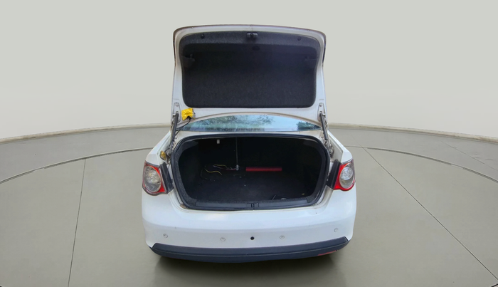 2011 Volkswagen Jetta TRENDLINE 2.0L TDI, Diesel, Manual, 1,81,217 km, exterior