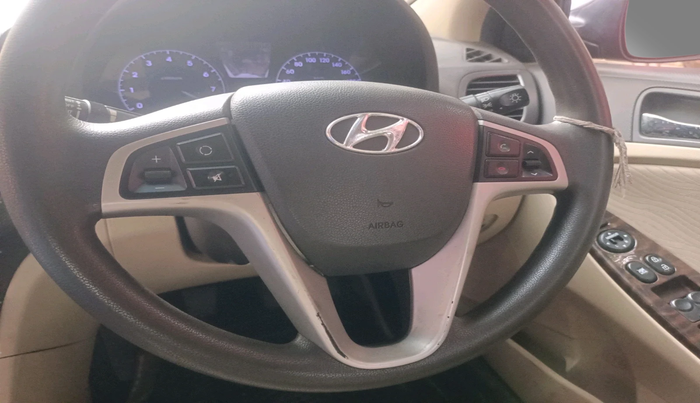 2011 Hyundai Verna FLUIDIC 1.6 VTVT SX, Petrol, Manual, 71,460 km, interior