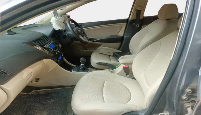 2011 Hyundai Verna FLUIDIC 1.6 VTVT SX, Petrol, Manual, 71,460 km, interior