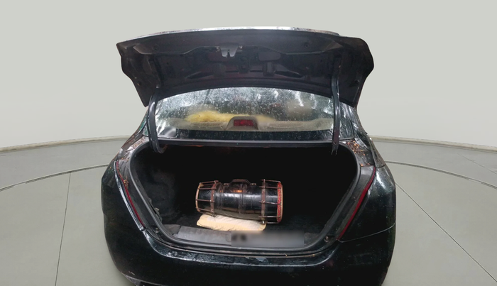 2013 Maruti Swift Dzire ZXI, Petrol, Manual, 1,10,333 km, exterior