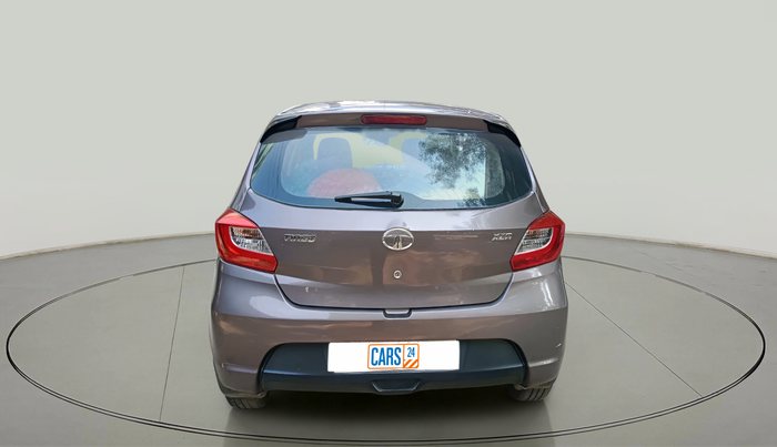 2017 Tata Tiago XZA PETROL, Petrol, Automatic, 36,797 km, exterior
