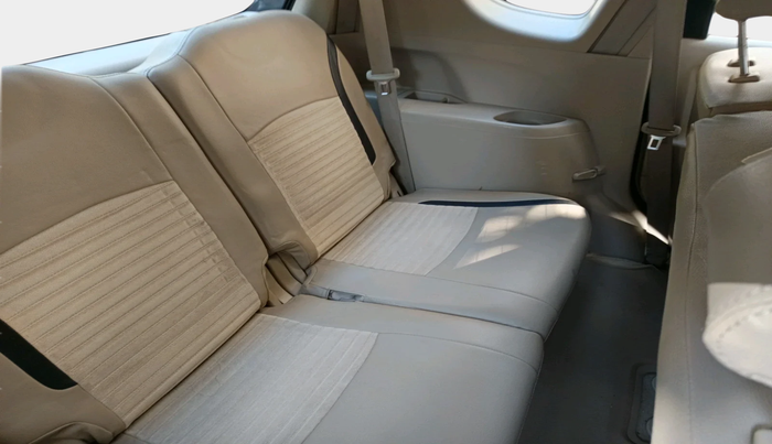 2016 Maruti Ertiga ZDI + SHVS, Diesel, Manual, 90,015 km, interior