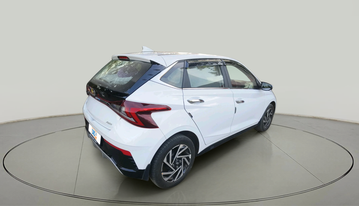 2025 Hyundai NEW I20 ASTA (O) 1.2 MT, Petrol, Manual, 6,075 km, exterior