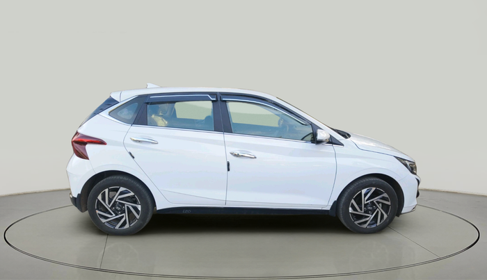 2025 Hyundai NEW I20 ASTA (O) 1.2 MT, Petrol, Manual, 6,075 km, exterior