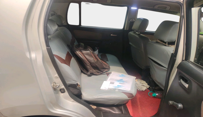 2017 Maruti Wagon R 1.0 LXI CNG, Petrol, Manual, 1,89,010 km, interior
