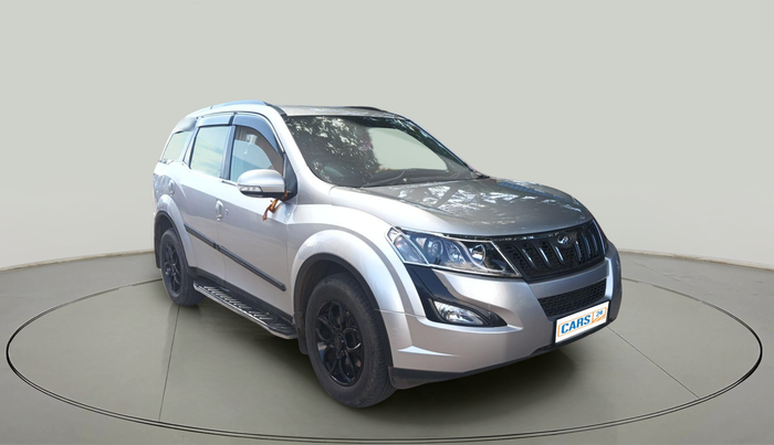 2016 Mahindra XUV500 W6, Diesel, Manual, 1,15,630 km, exterior