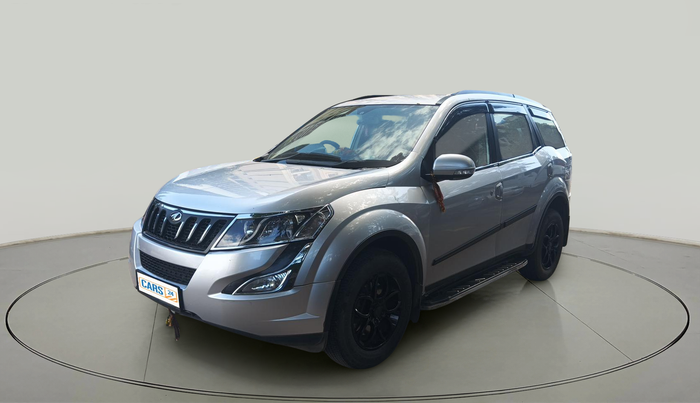 2016 Mahindra XUV500 W6, Diesel, Manual, 1,15,630 km, exterior