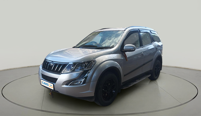 2016 Mahindra XUV500 W6, Diesel, Manual, 1,15,630 km, exterior