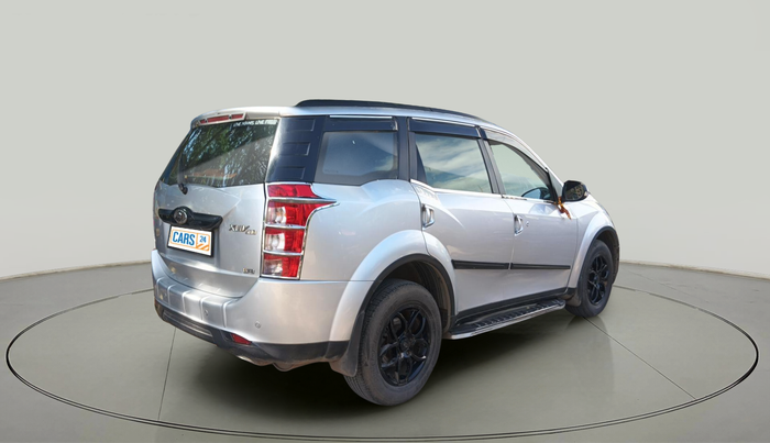 2016 Mahindra XUV500 W6, Diesel, Manual, 1,15,630 km, exterior