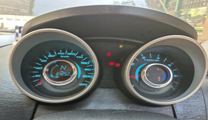 2015 Mahindra XUV500 W10, Diesel, Manual, 64,252 km, interior