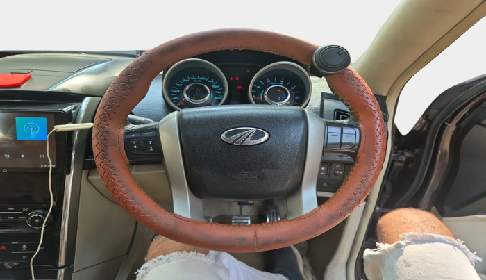 2015 Mahindra XUV500 W10, Diesel, Manual, 64,252 km, interior