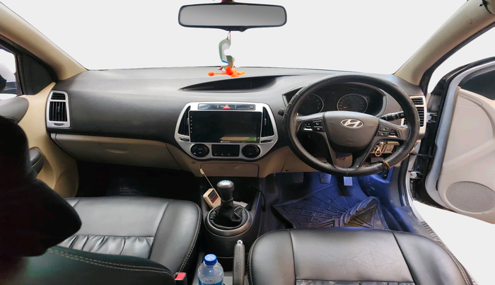 2012 Hyundai i20 SPORTZ 1.2, Petrol, Manual, 64,104 km, interior