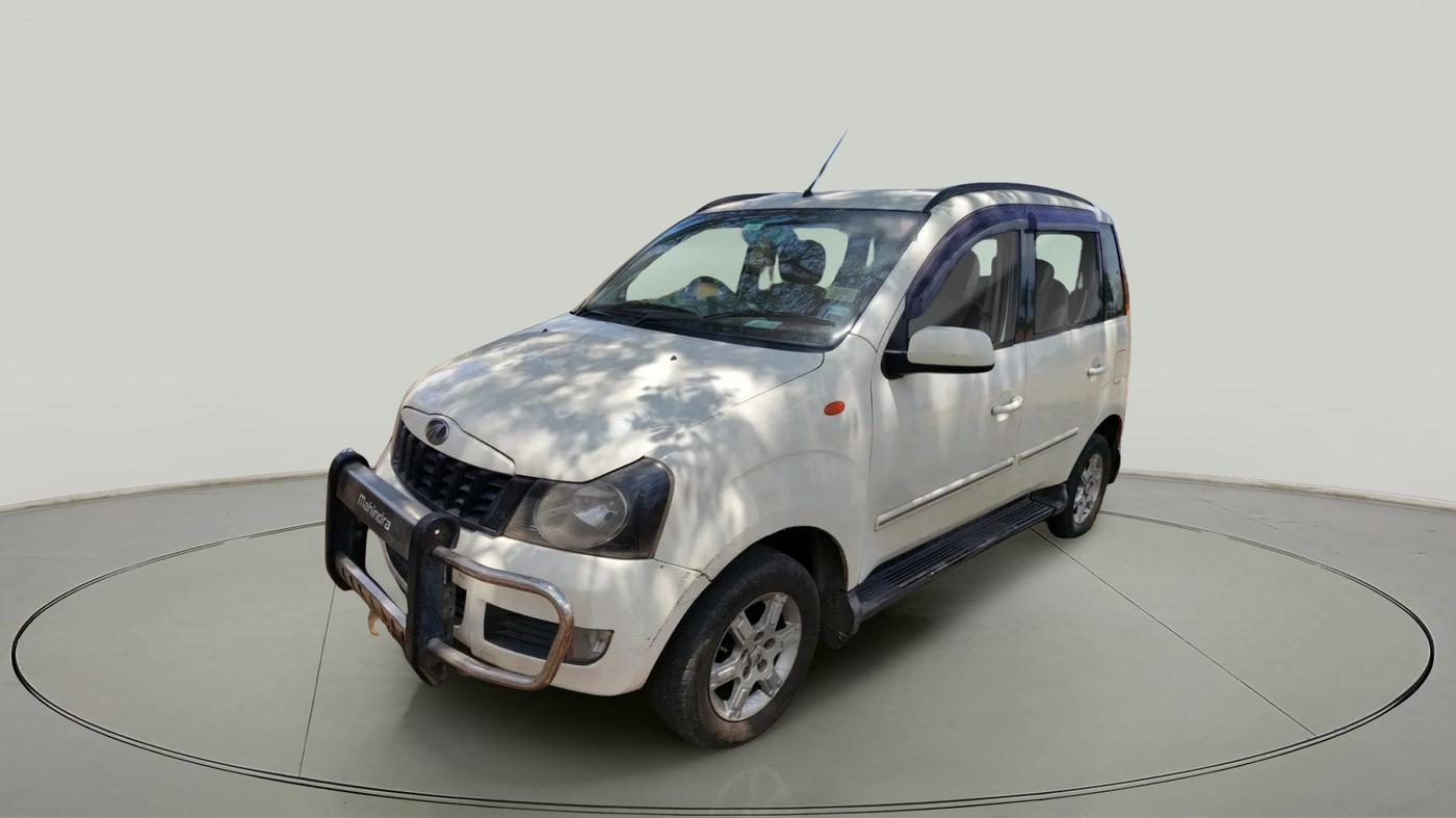 2014 Mahindra Quanto C8, Diesel, Manual, 99,002 km, exterior