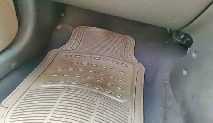 2011 Hyundai i10 MAGNA 1.2, Petrol, Manual, 58,511 km, interior