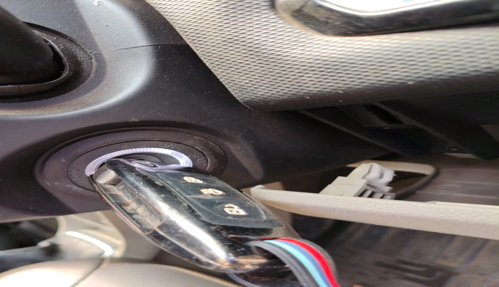 2016 Tata Tiago XZ PETROL, Petrol, Manual, 26,768 km, interior