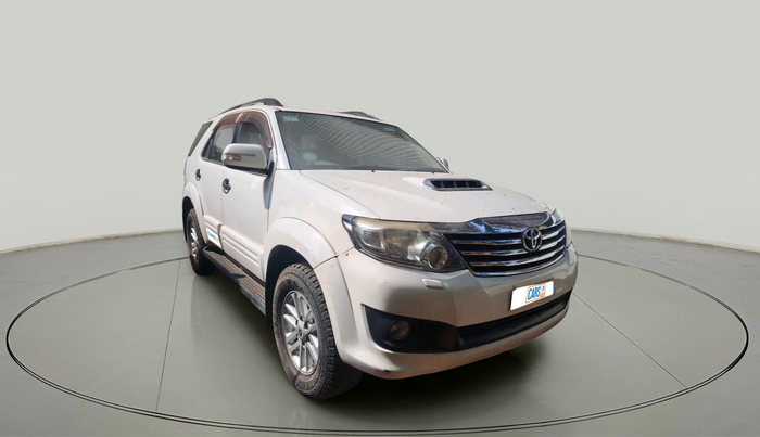 2013 Toyota Fortuner 3.0 4X2 MT, Diesel, Manual, 1,54,129 km, exterior