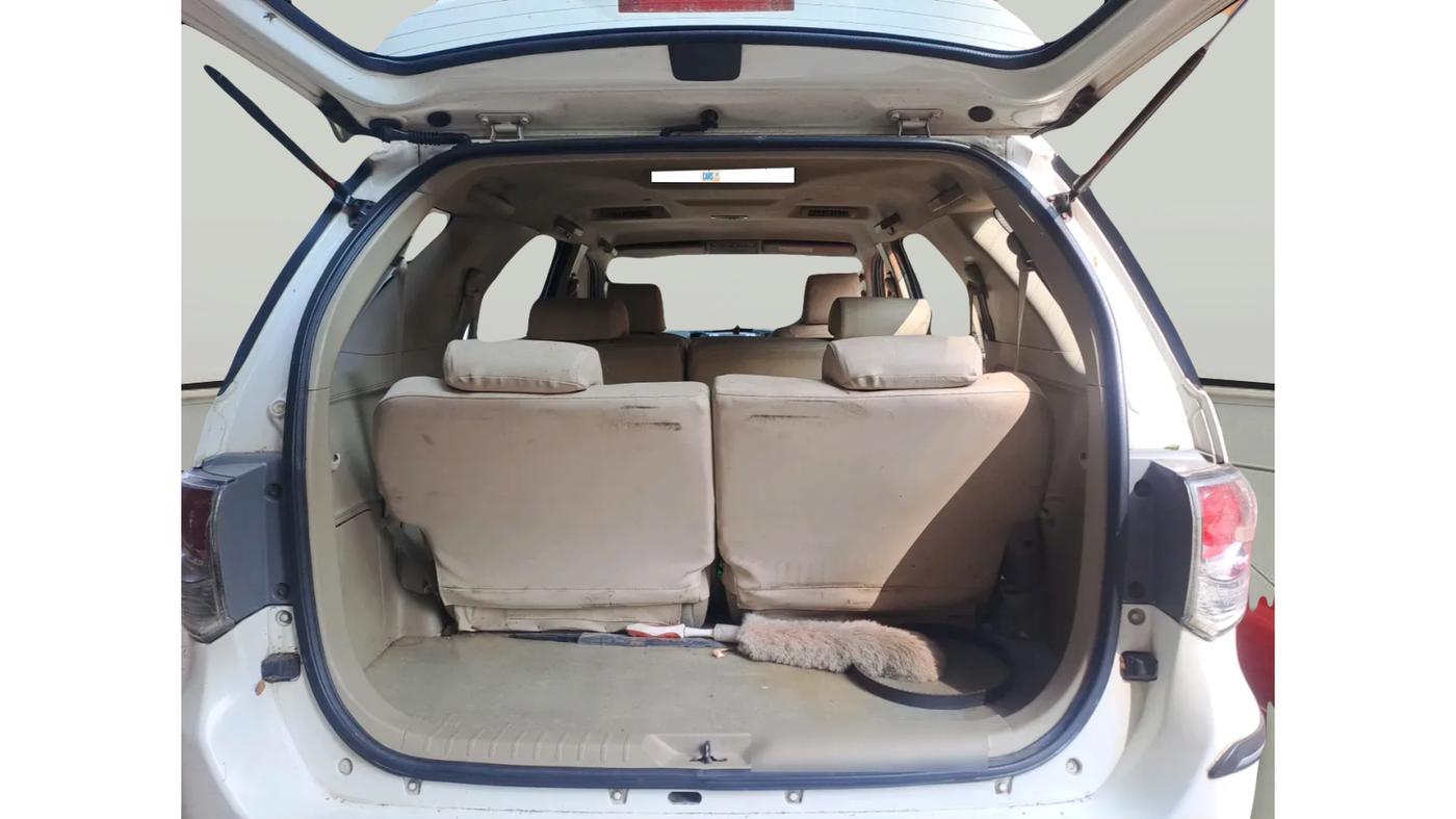 2013 Toyota Fortuner 3.0 4X2 MT, Diesel, Manual, 1,54,129 km, exterior