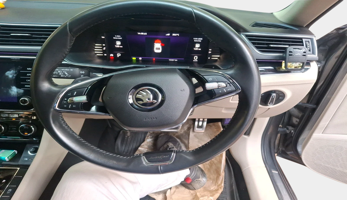 2022 Skoda Superb L&K 2.0 TSI AT, Petrol, Automatic, 10,387 km, interior