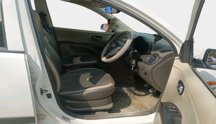 2014 Hyundai i10 SPORTZ 1.1, Petrol, Manual, 77,599 km, interior