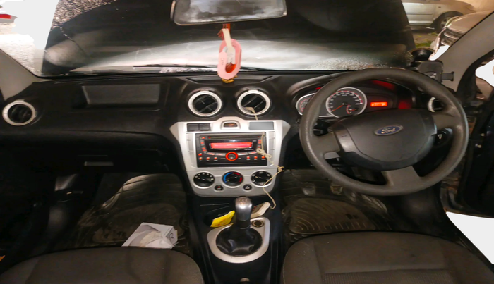 2012 Ford Figo ZXI 1.2 PETROL, Petrol, Manual, 81,136 km, interior