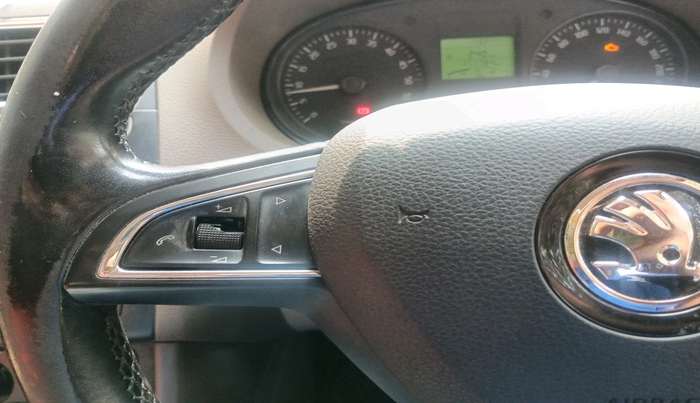 2014 Skoda Rapid AMBITION 1.6 TDI CR MT PLUS, Diesel, Manual, 1,71,784 km, interior